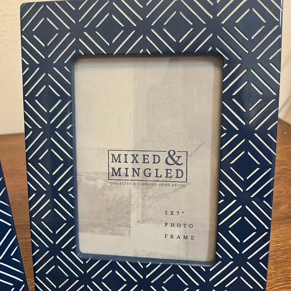 Set of 2 Mixed & Mingled 5x7 Navy Geometric Photo Frames – Heavy